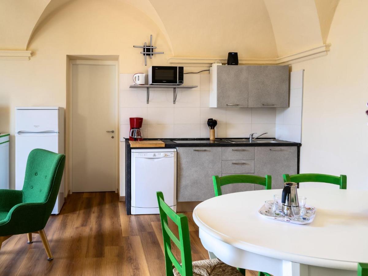 Apartment Verde By Interhome Porto Valtravaglia Eksteriør bilde