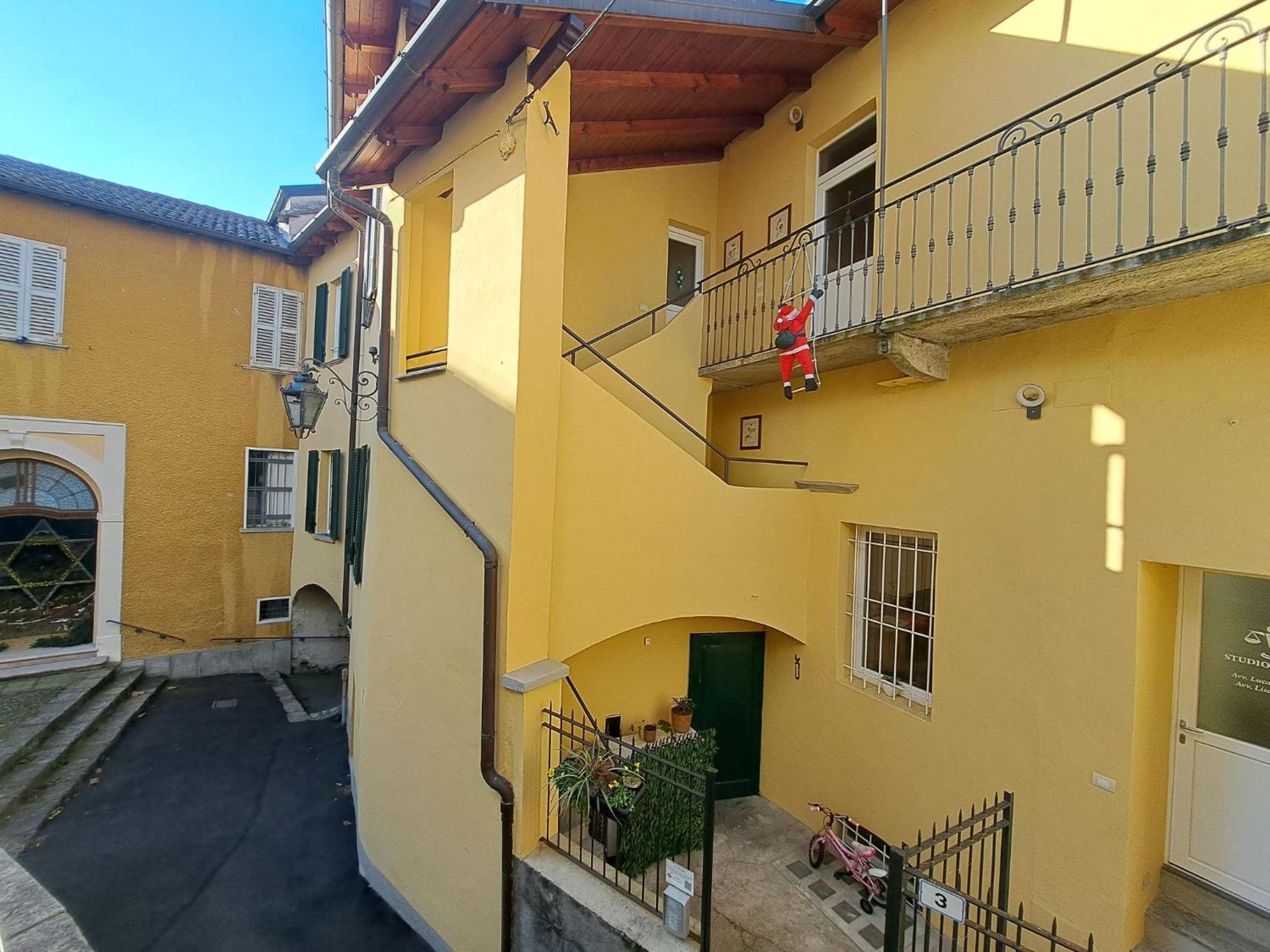 Apartment Verde By Interhome Porto Valtravaglia Eksteriør bilde